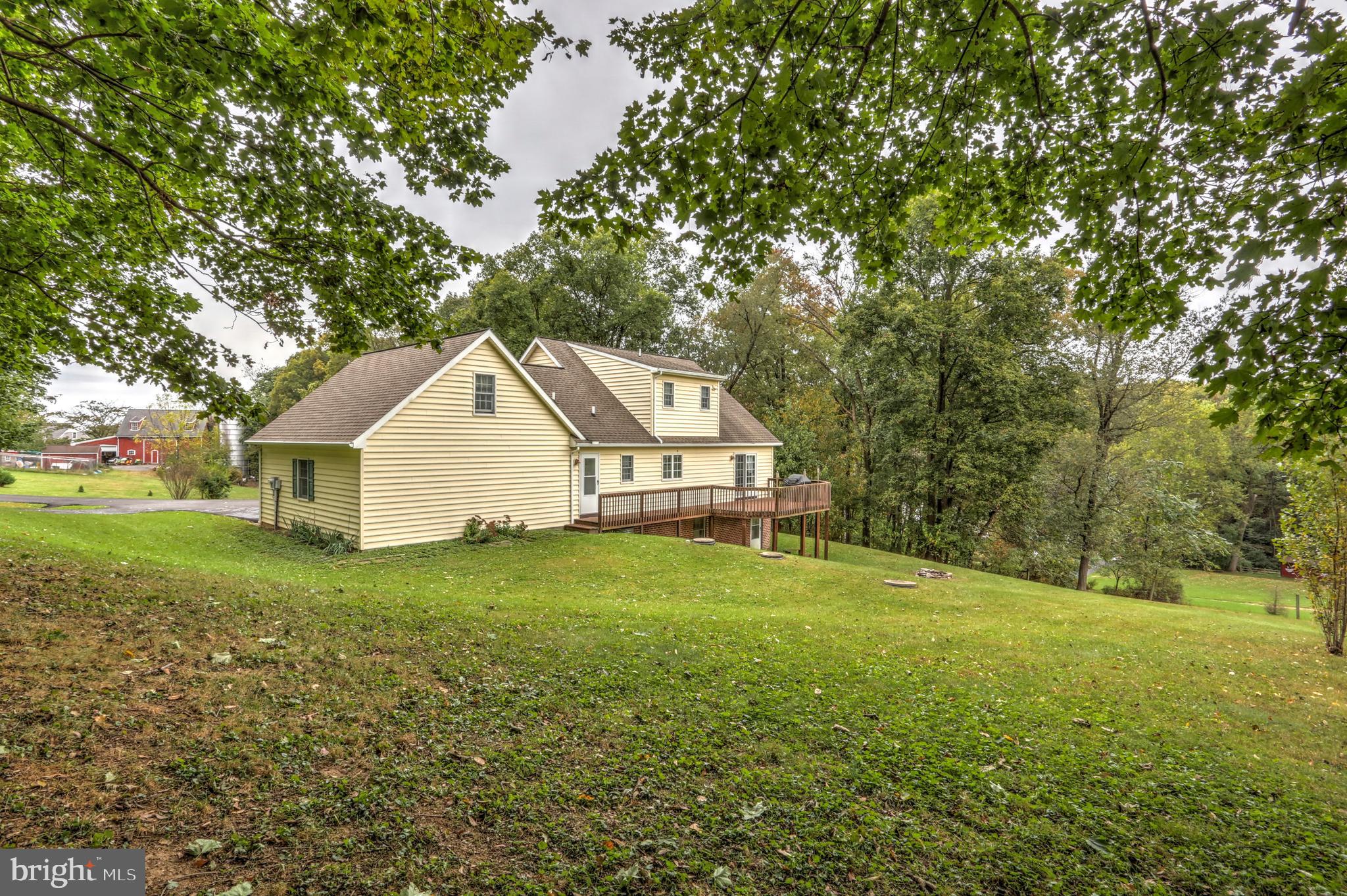 807 Disston View Drive Lititz, PA 17543 - Photo 43 of 44 Back Exterior