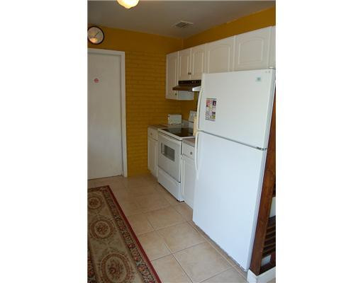 4952 Southwest 5th Street Margate, FL 33068 - Photo 6 of 15 Kitchen