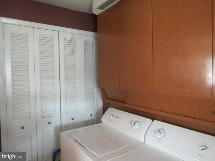 376 Flanders Road Bellmawr, NJ 08031 - Photo 11 of 25 Laundry Room