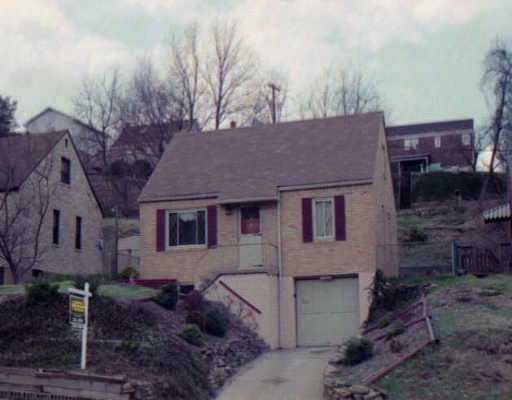 1051 Connor Road Castle Shannon, PA 15234 - Photo 1 of 1 Gallery Image 1