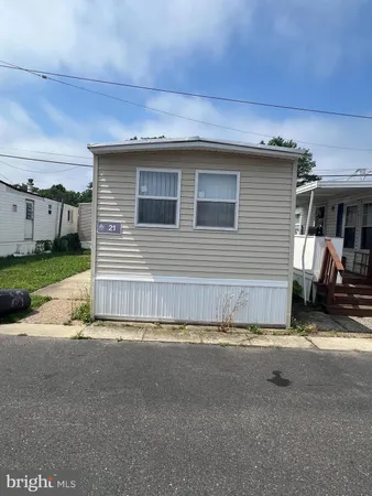 $40,000 | 21 Cedarwood Avenue, Gloucester City, NJ 08030