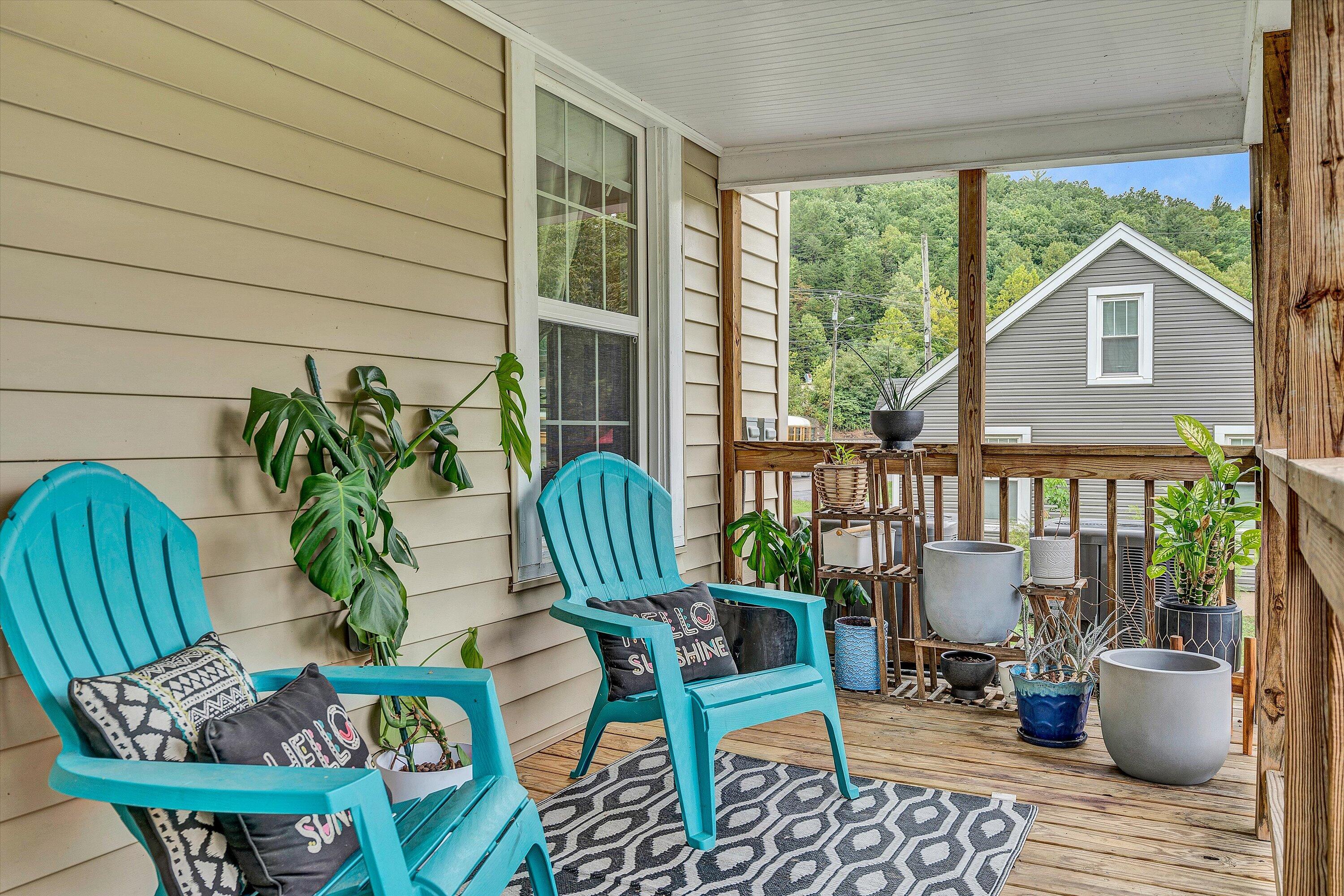 6449 Merriman Road Roanoke, VA 24018 - Photo 19 of 24 19-DSC03547