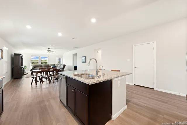 $2,150 | 5316 Jasmine, Bulverde, TX 78163