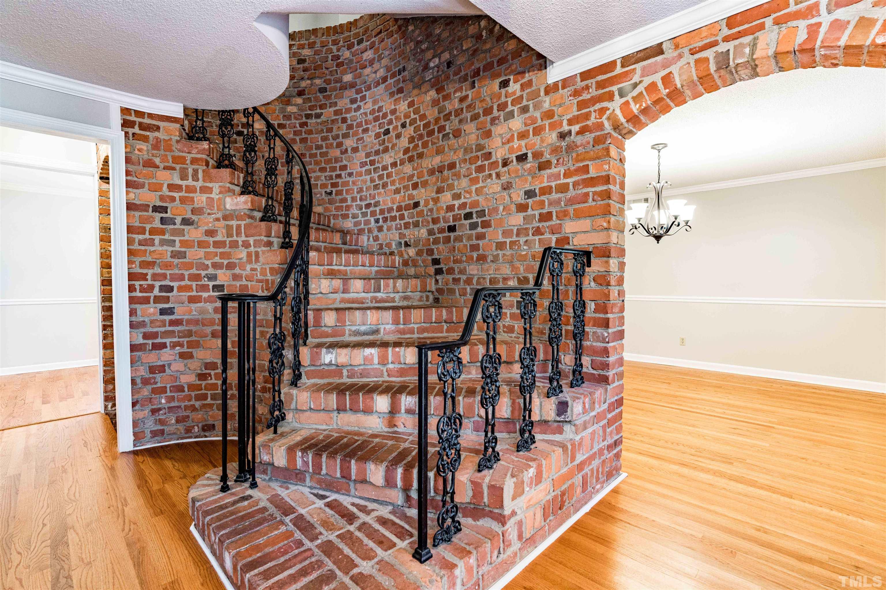 103 Marilyn Circle Cary, NC 27513 - Photo 5 of 64