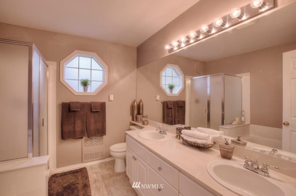 552 Elma Place Northeast Renton, WA 98059 - Photo 15 of 20