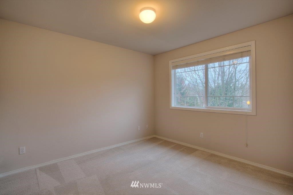 552 Elma Place Northeast Renton, WA 98059 - Photo 16 of 20