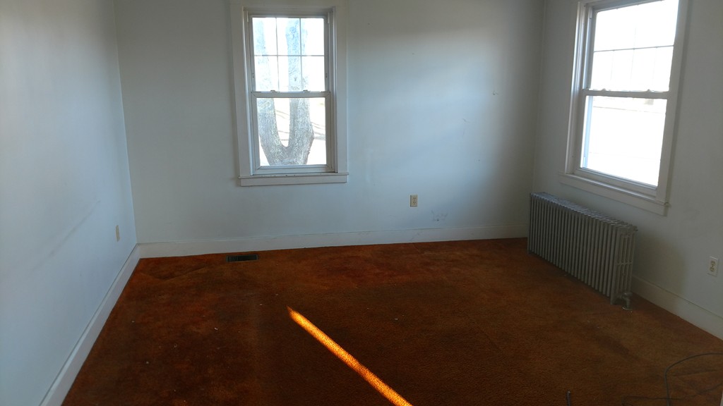 1315 Providence Road Northbridge, MA 01588 - Photo 9 of 11 an empty room with a window
