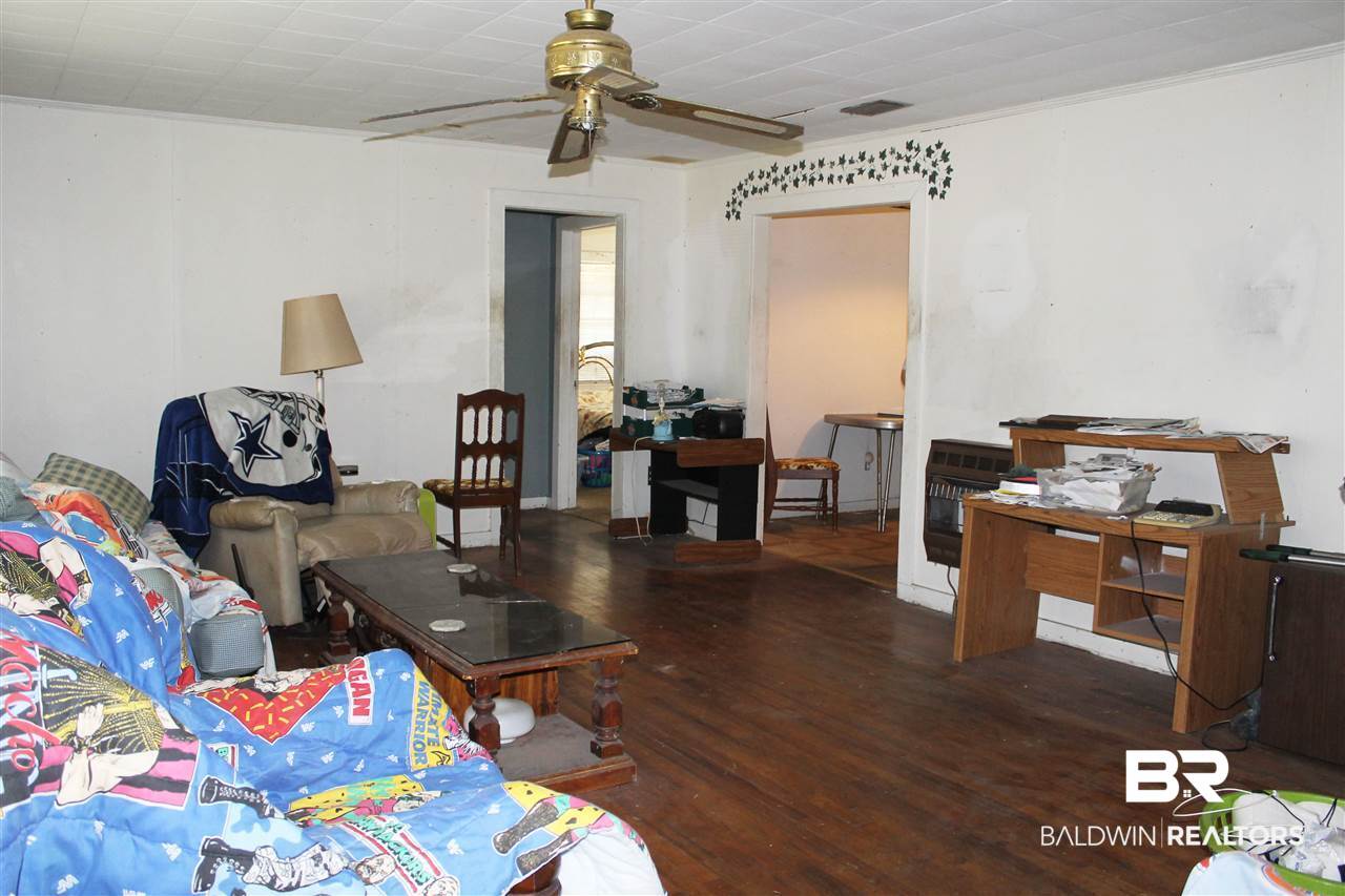 1813 Ogburn Avenue Mobile, AL 36605 - Photo 3 of 12