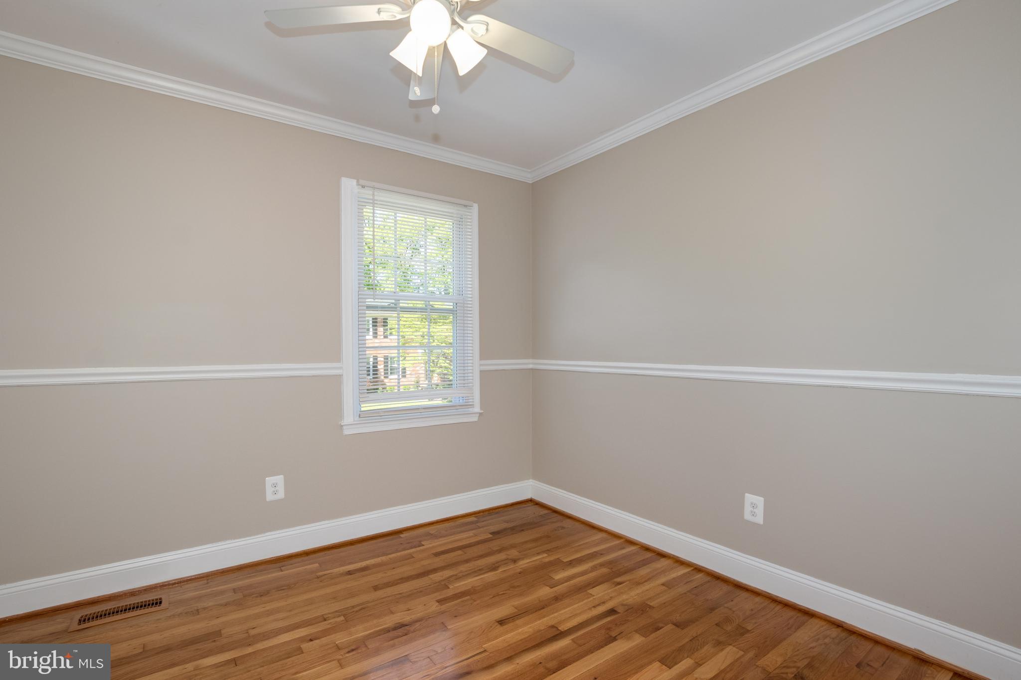 8303 Cushing Court Springfield, VA 22153 - Photo 31 of 48 Gallery Image 31