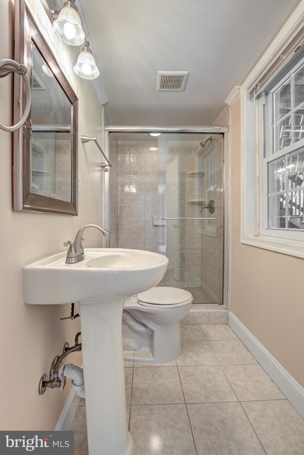 8303 Cushing Court Springfield, VA 22153 - Photo 36 of 48 Gallery Image 36