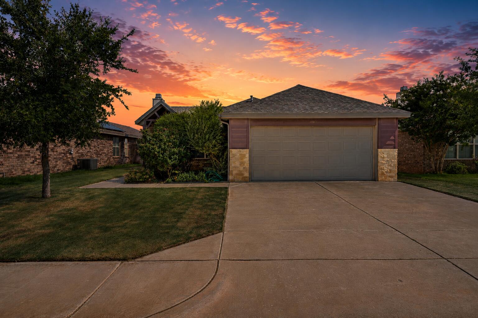 1110 79th Street Lubbock, TX 79423 - Photo 2 of 32 1110_6