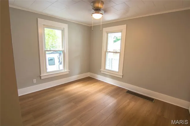 $45,000 | 631 Lakeview Drive, Hillsboro, IL 62049