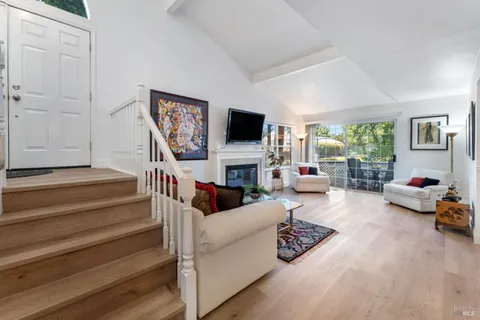 $699,950 | 377 East 2nd Street, Benicia, CA 94510