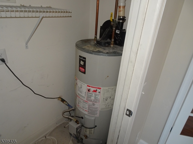 112 Limerick Lane, Unit 1 Phillipsburg, NJ 08865 - Photo 13 of 35