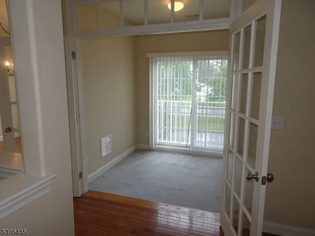 $2,000 | 112 Limerick Lane, Unit 1, Phillipsburg, NJ 08865