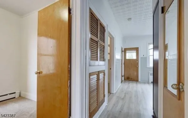 $1,700 | 58 Westervelt Avenue, Hawthorne, NJ 07506