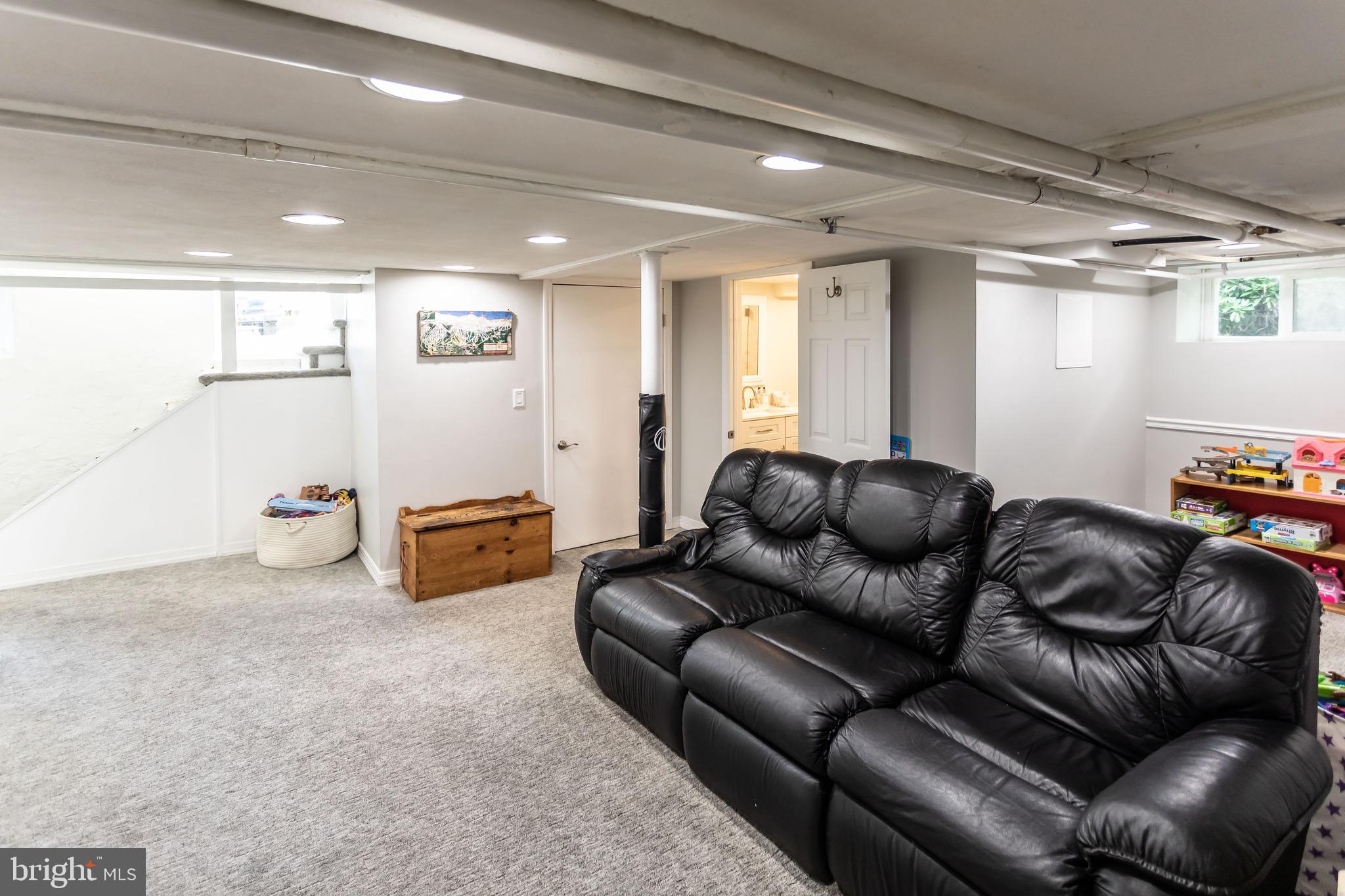 105 West Clearfield Road Havertown, PA 19083 - Photo 42 of 56