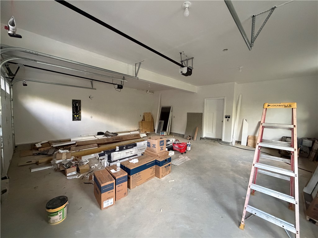 315 Hopkins Hollow Road Coventry, RI 02827 - Photo 6 of 18 Gallery Image 6