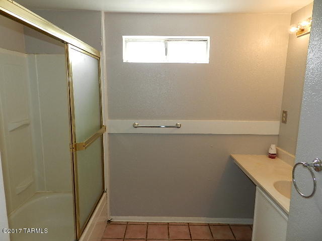 4575 West Irvington Road Tucson, AZ 85746 - Photo 14 of 25 Gallery Image 14