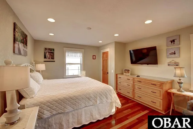 $995,000 | 446 And 448 Irvin Garrish Highway, Unit A, Ocracoke, NC 27960