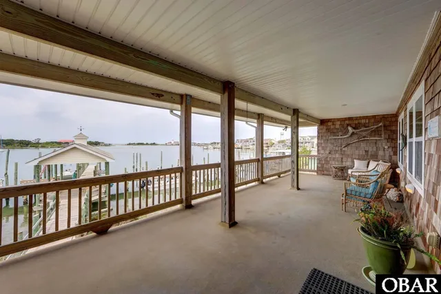 $995,000 | 446 And 448 Irvin Garrish Highway, Unit A, Ocracoke, NC 27960