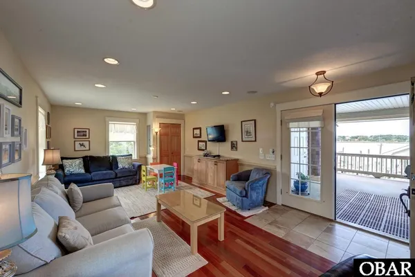 $995,000 | 446 And 448 Irvin Garrish Highway, Unit A, Ocracoke, NC 27960