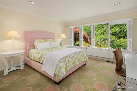$3,980,000 | 114 Northwest Highland Drive, Shoreline, WA 98177