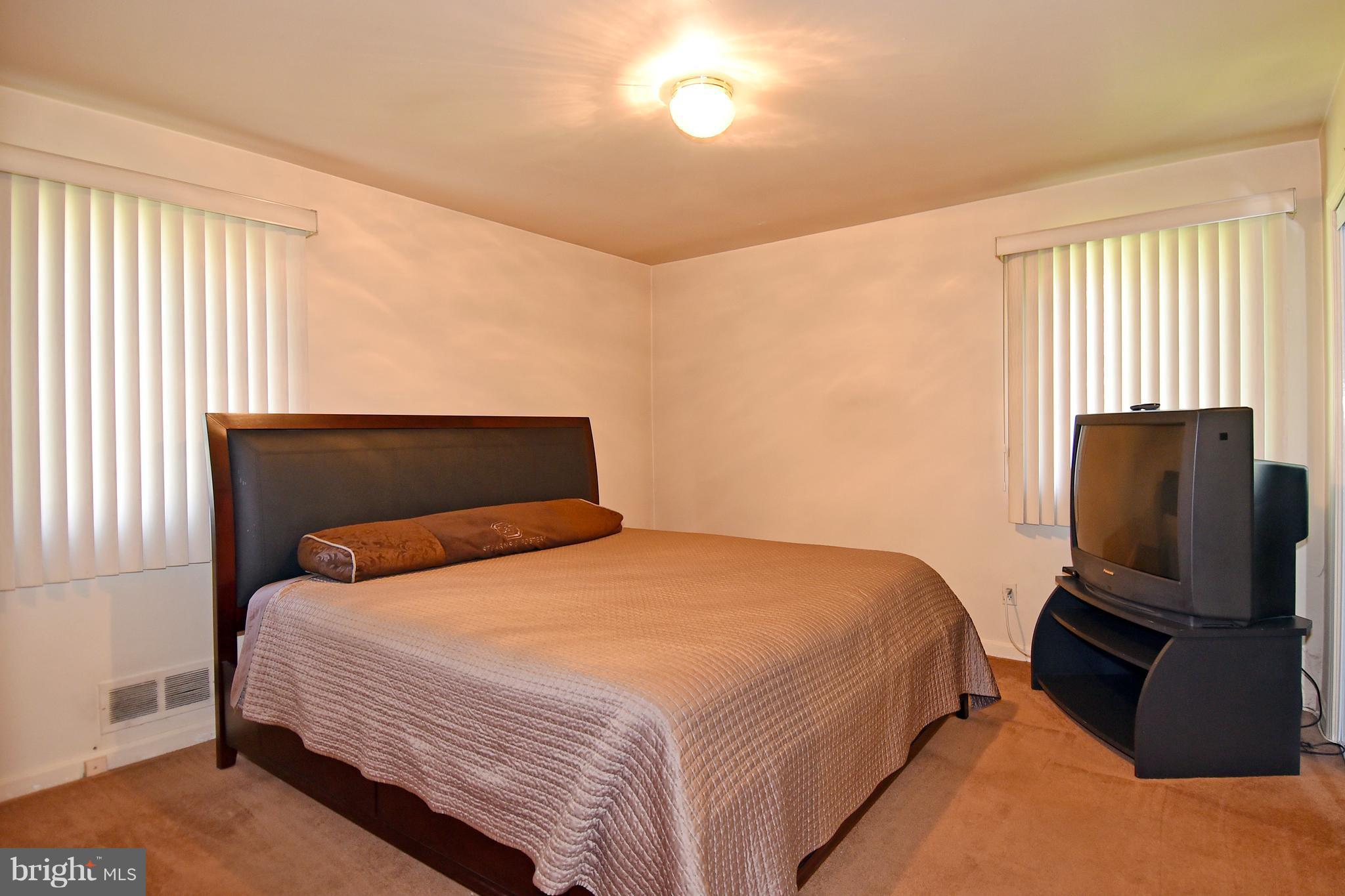 6107 Manor Road Clinton, MD 20735 - Photo 15 of 24 Bedroom