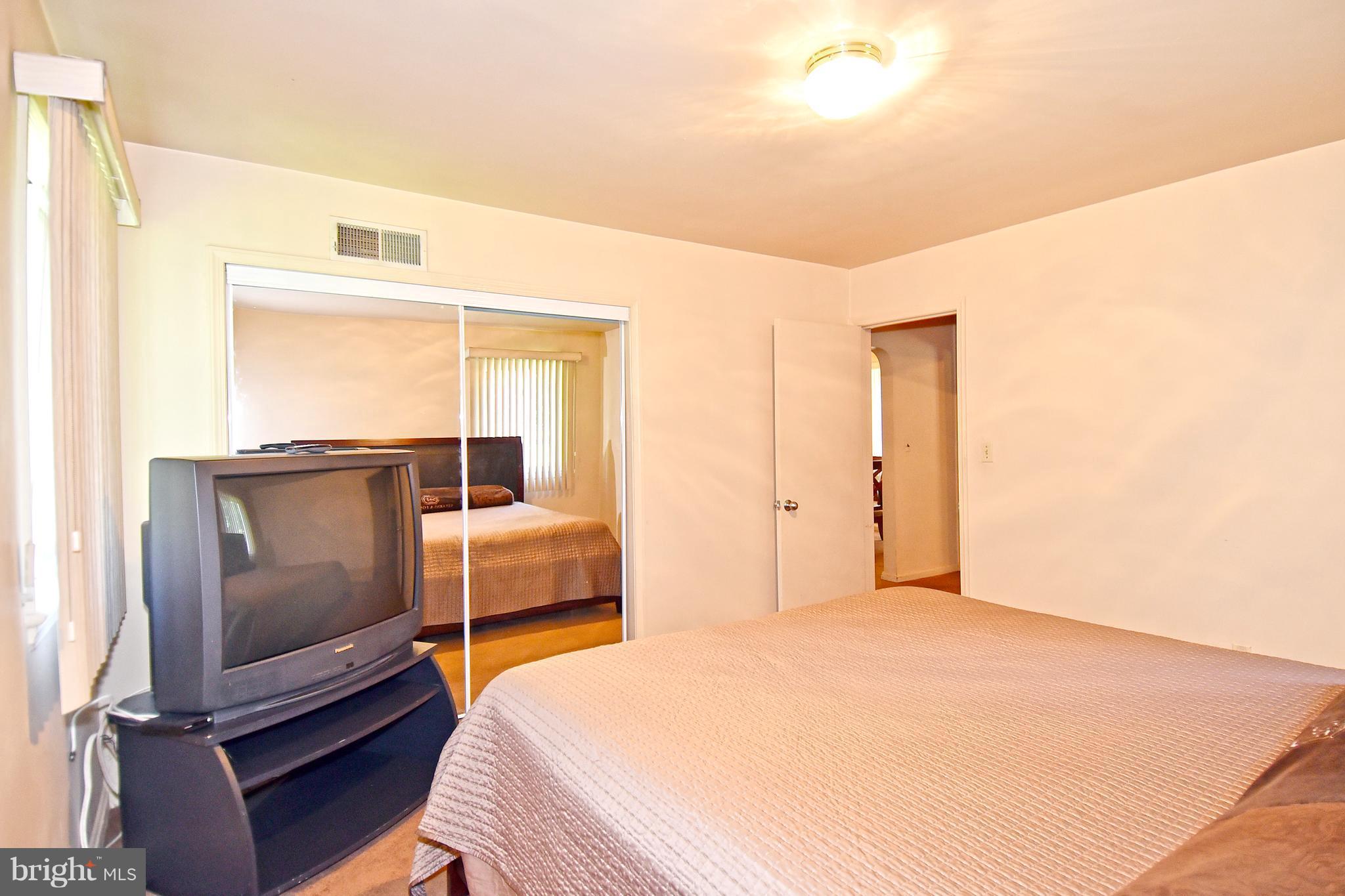 6107 Manor Road Clinton, MD 20735 - Photo 16 of 24 Bedroom