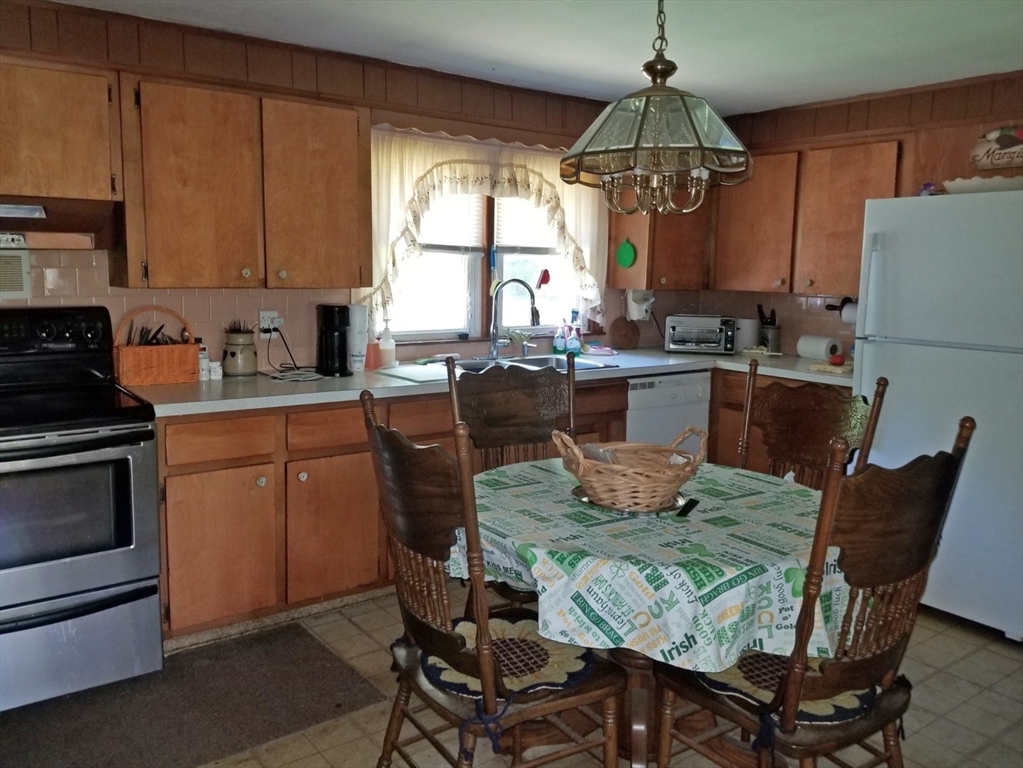 20 Pullard Road Grafton, MA 01519 - Photo 3 of 10 Gallery Image 3