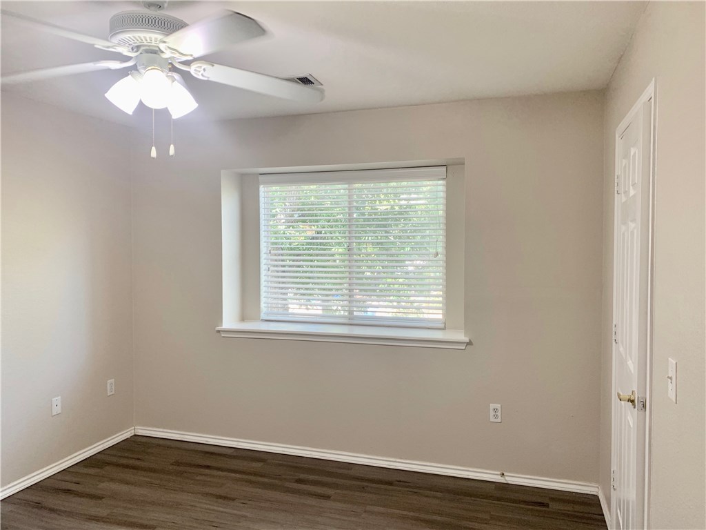 1121 Terry Drive, Unit B Austin, TX 78721 - Photo 20 of 26