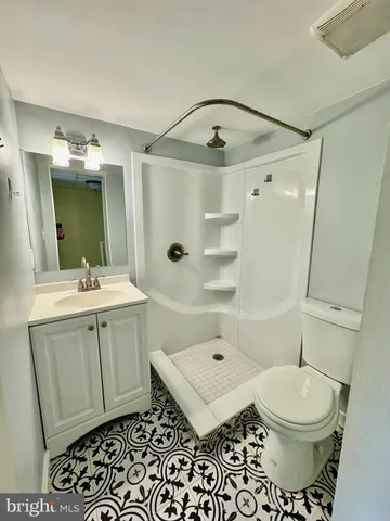 $2,300 | 129 Levering Street, Philadelphia, PA 19127