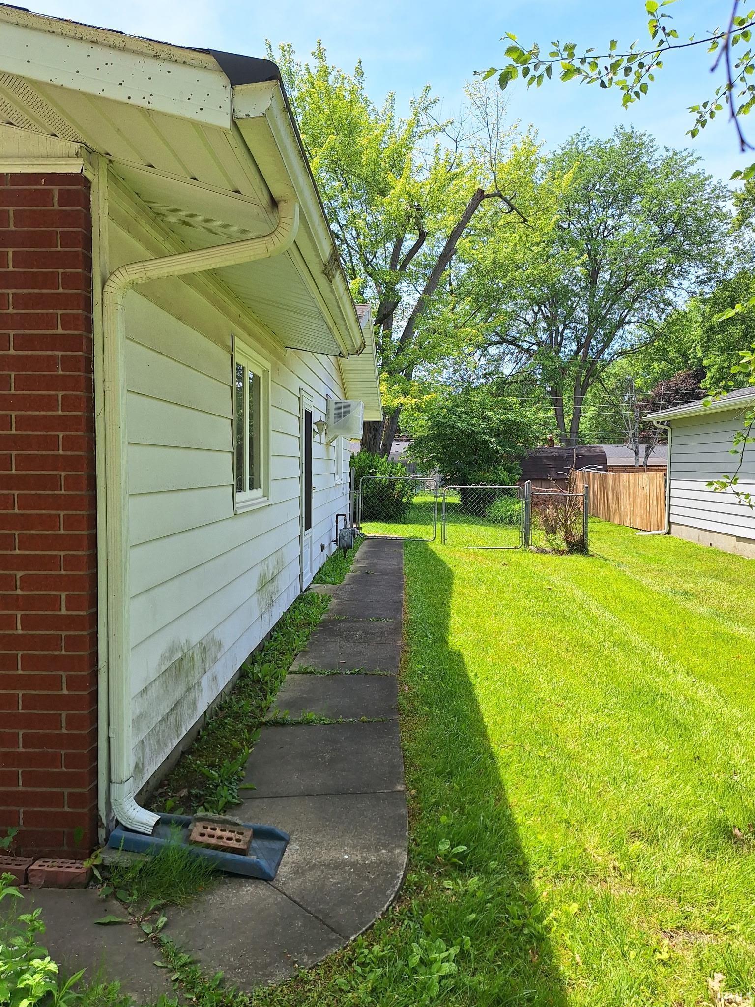 4741 Reed Road Fort Wayne, IN 46835 - Photo 5 of 38