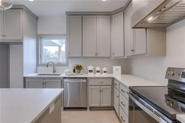 $600,000 | 1849 Arbor Trail, Liberty, MO 64068