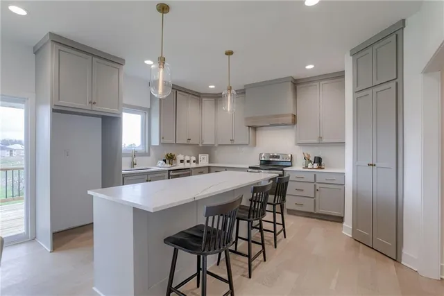 $600,000 | 1849 Arbor Trail, Liberty, MO 64068