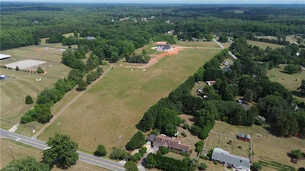 $289,000 | 1769 Scalesville Road, Summerfield, NC 27358
