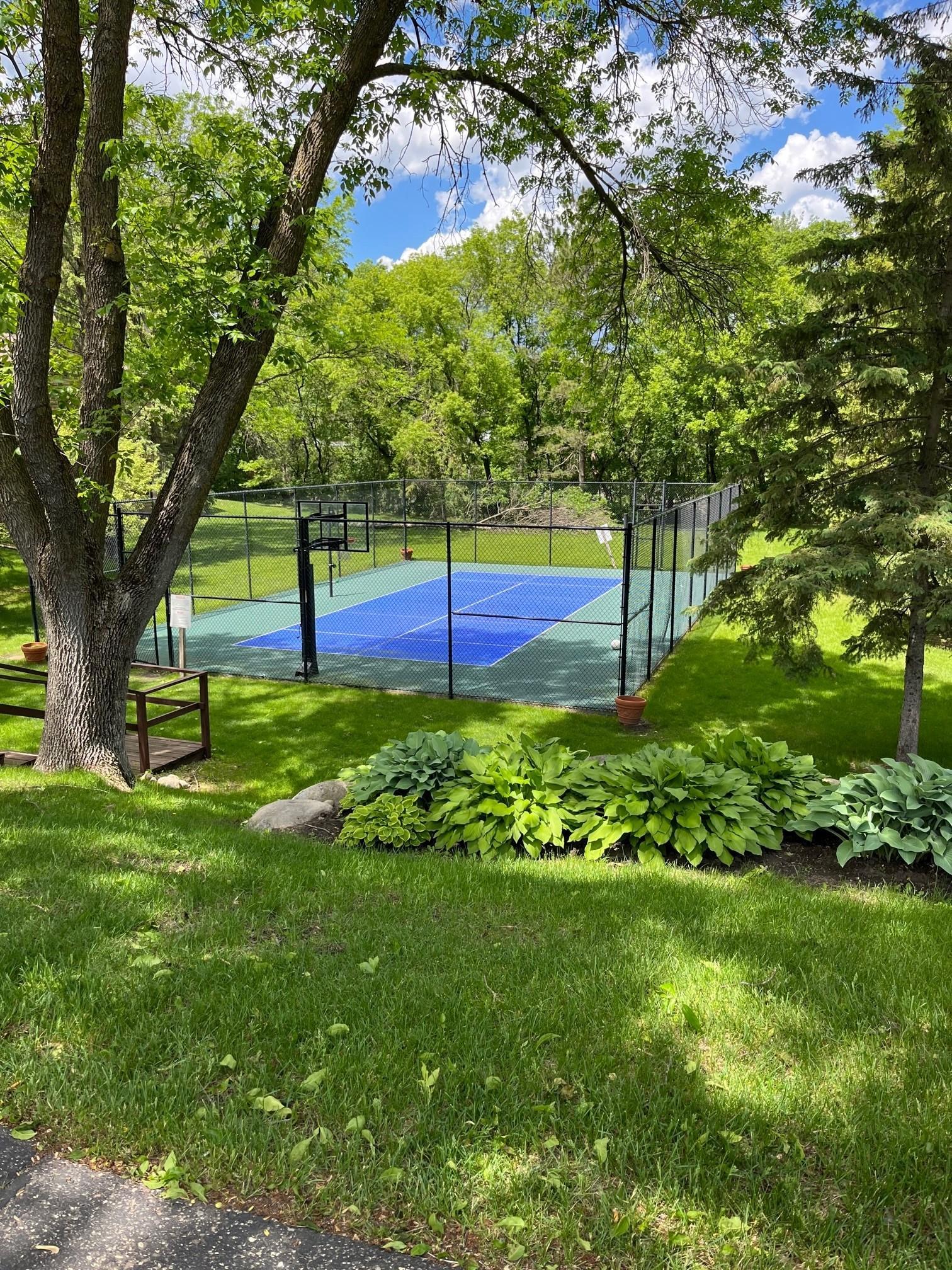 4781 Spring Circle Minnetonka, MN 55345 - Photo 25 of 26 Gallery Image 25
