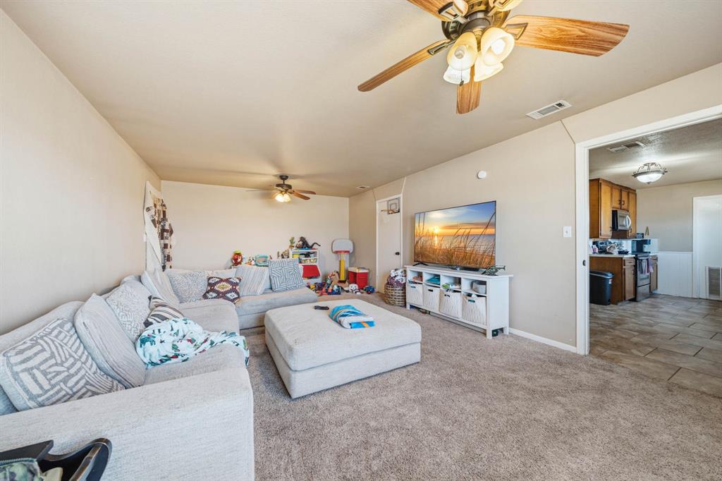 12069 Fm-1602 Hamilton, TX 76531 - Photo 25 of 32
