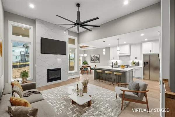 $499,000 | 720 Northeast Lone Hill Drive, Unit B, Lee's Summit, MO 64064