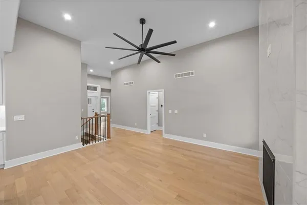 $499,000 | 720 Northeast Lone Hill Drive, Unit B, Lee's Summit, MO 64064