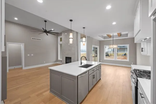 $499,000 | 720 Northeast Lone Hill Drive, Unit B, Lee's Summit, MO 64064