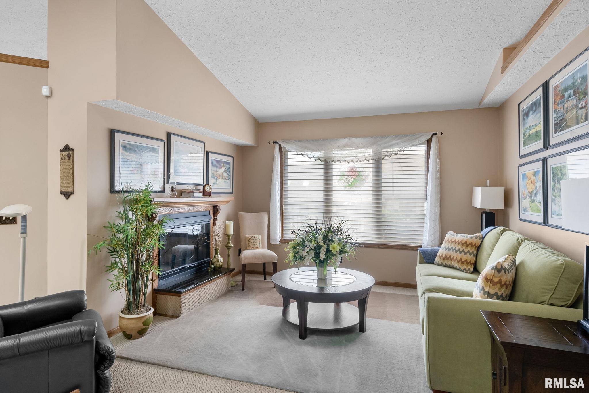 3351 East Ridge Drive Bettendorf, IA 52722 - Photo 12 of 44