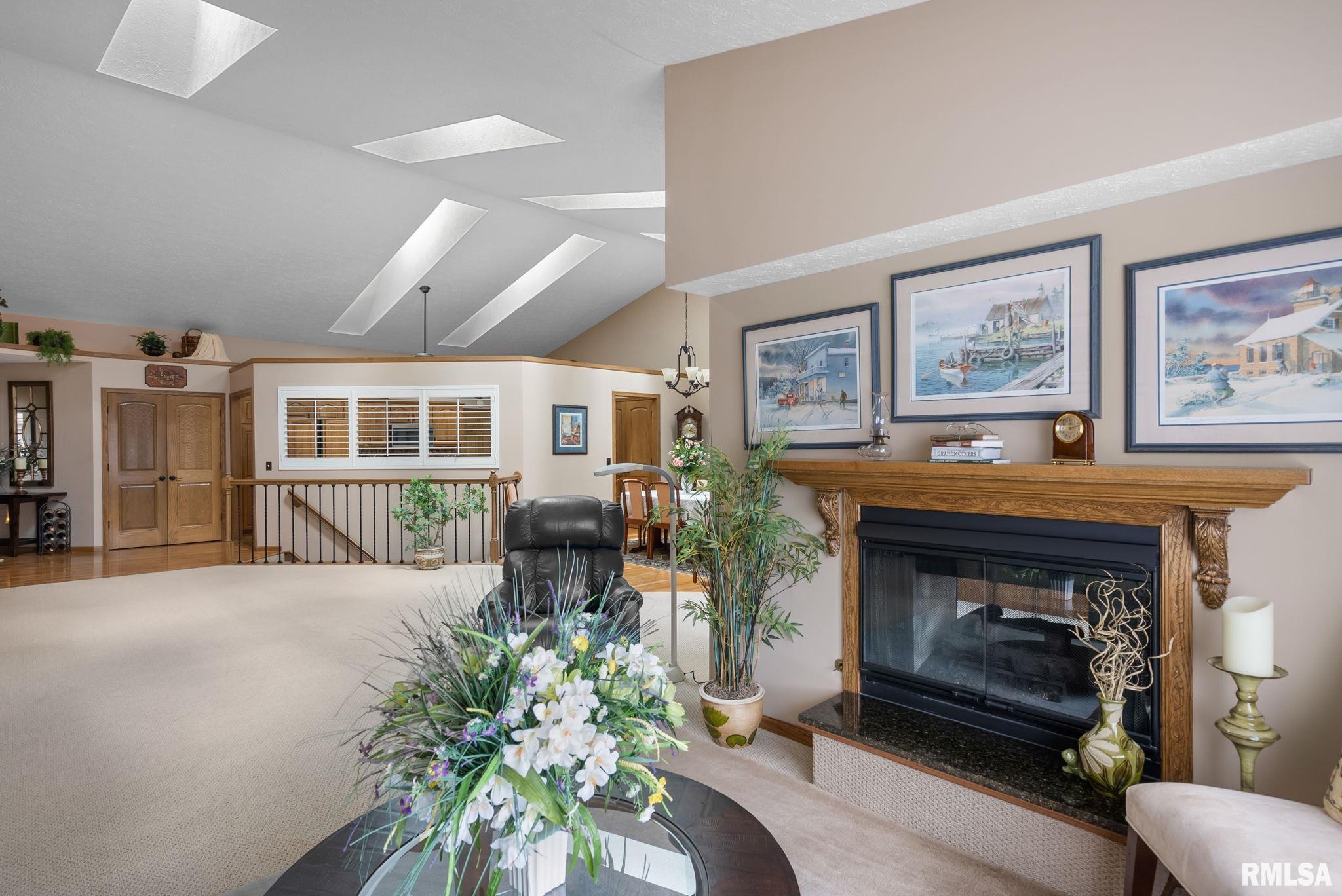 3351 East Ridge Drive Bettendorf, IA 52722 - Photo 13 of 44