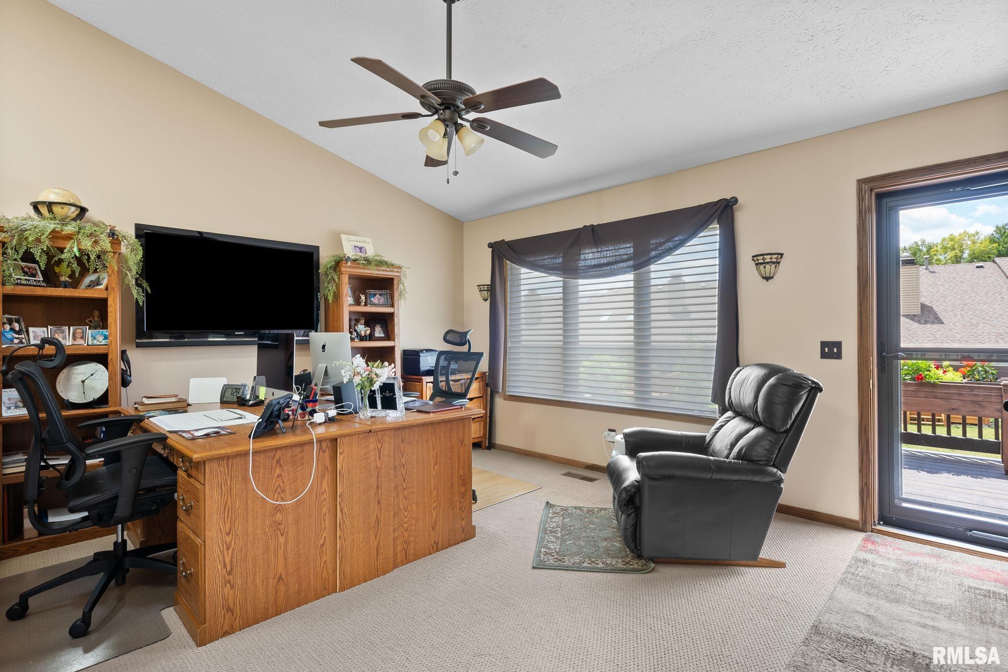 3351 East Ridge Drive Bettendorf, IA 52722 - Photo 14 of 44