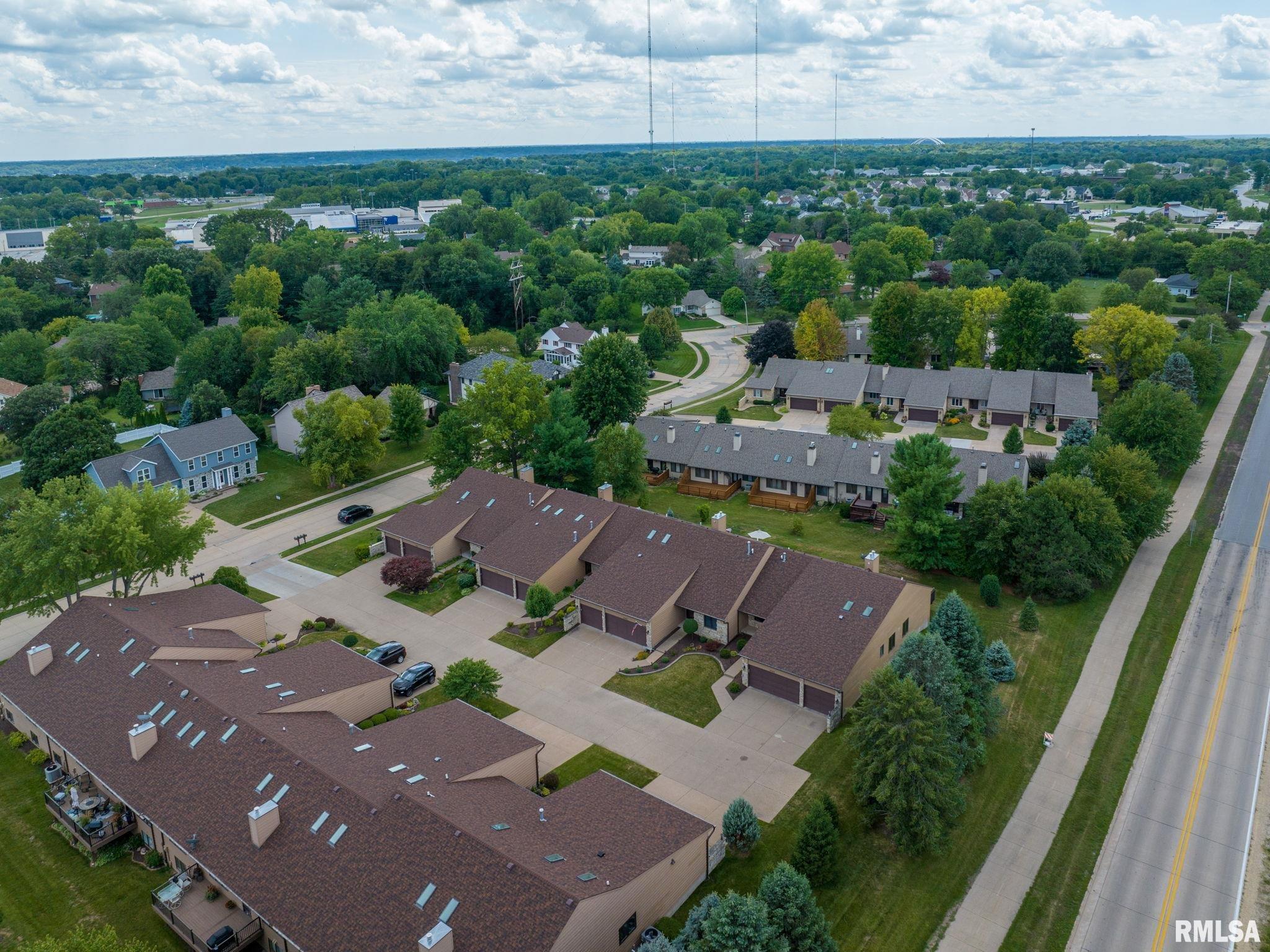 3351 East Ridge Drive Bettendorf, IA 52722 - Photo 42 of 44