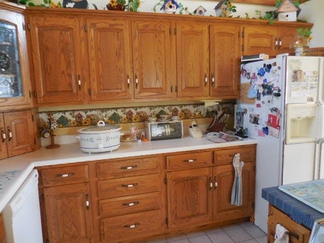 1724 Colonial Drive Rochester, IN 46975 - Photo 8 of 24