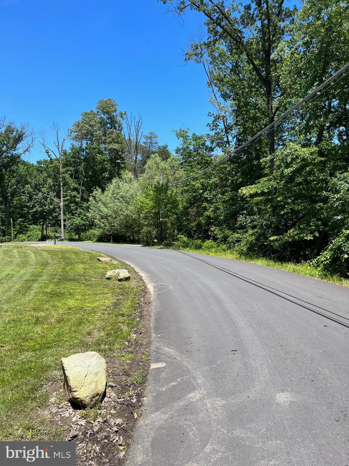 11408 Park Drive Fairfax, VA 22030 - Photo 4 of 6