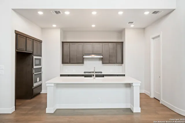 $549,990 | 5134 Ellis, Schertz, TX 78108