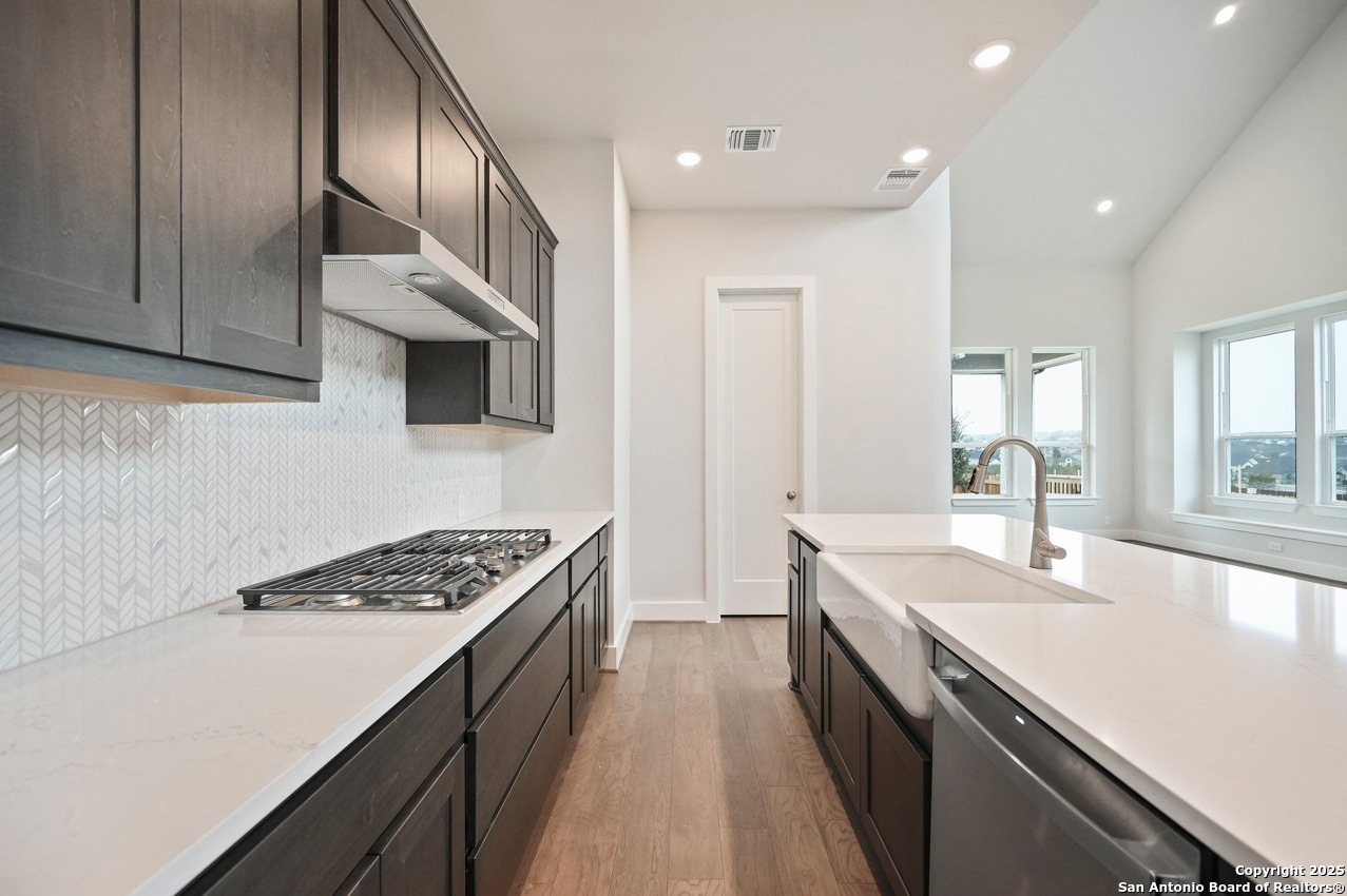 5134 Ellis Schertz, TX 78108 - Photo 5 of 26