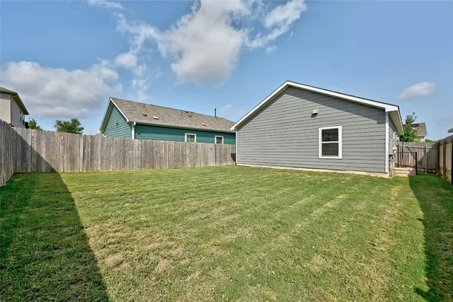 $1,900 | 3329 Colorado High Avenue, Austin, TX 78744